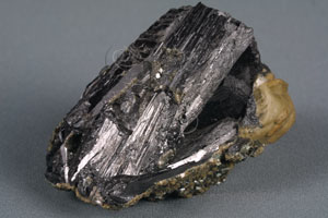 * 鎢鐵礦 Ferberite