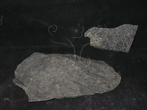 * 角閃岩標本照片* 智財權：國立自然科學博物館