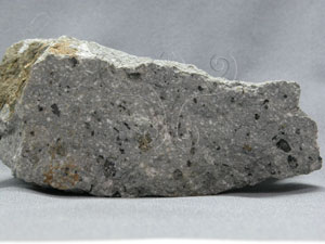 * 石英安山岩標本照片* 智財權：國立自然科學博物館